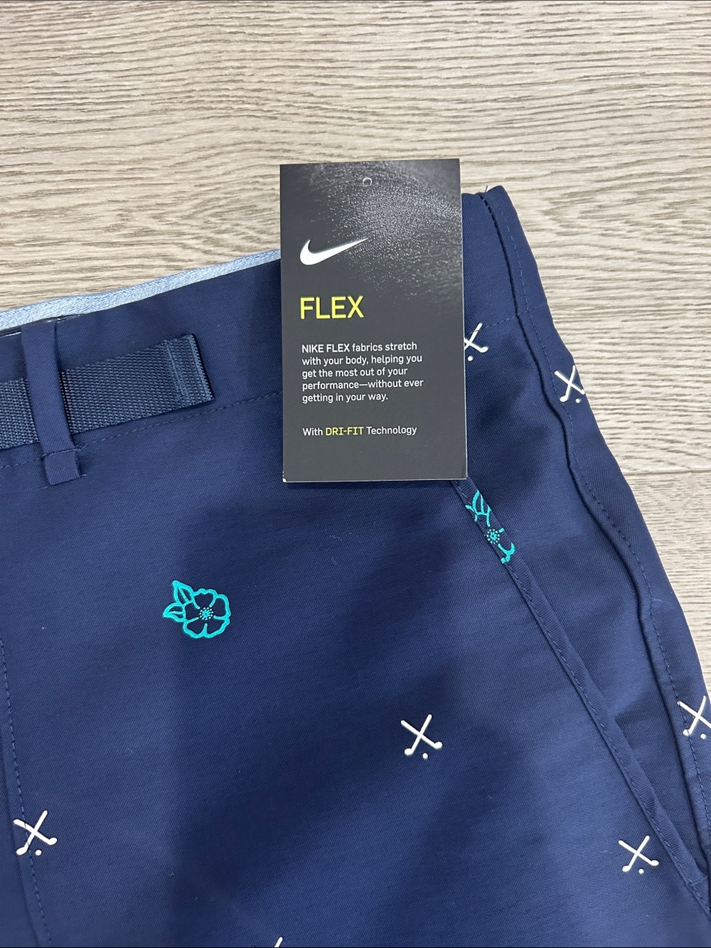 Men’s Nike Golf Short - Picture 3 of 3